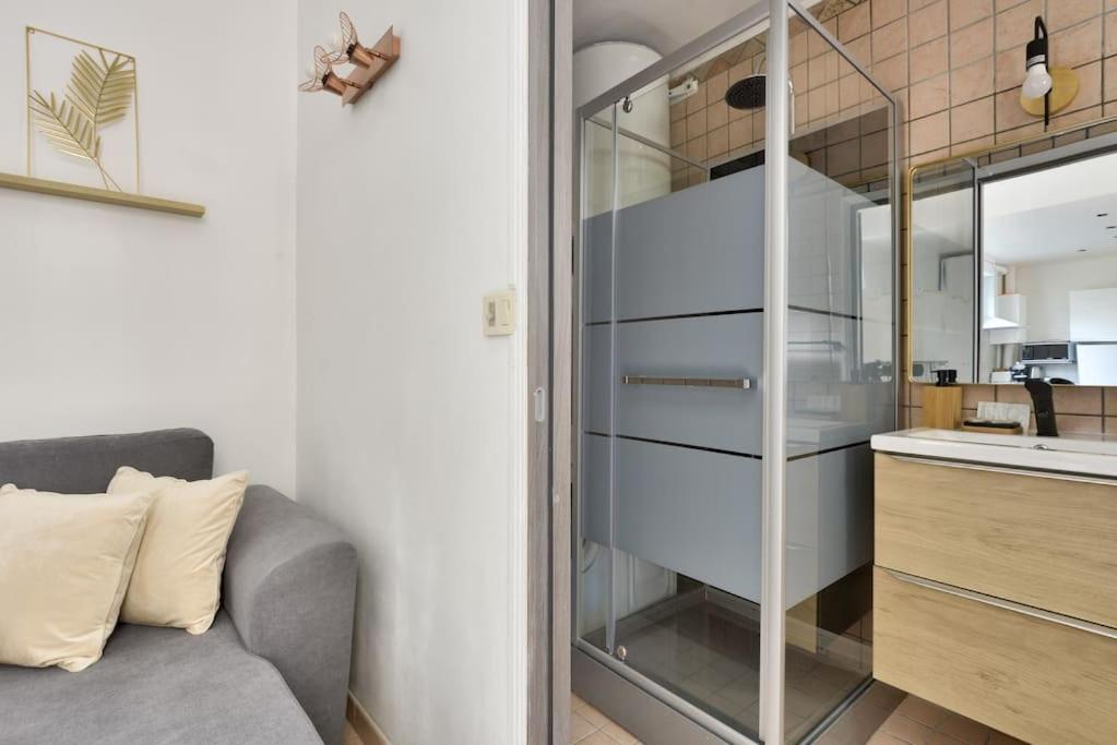 Superbe Studio Vieux Nice 1 Min A Pied De La Plage Exterior photo
